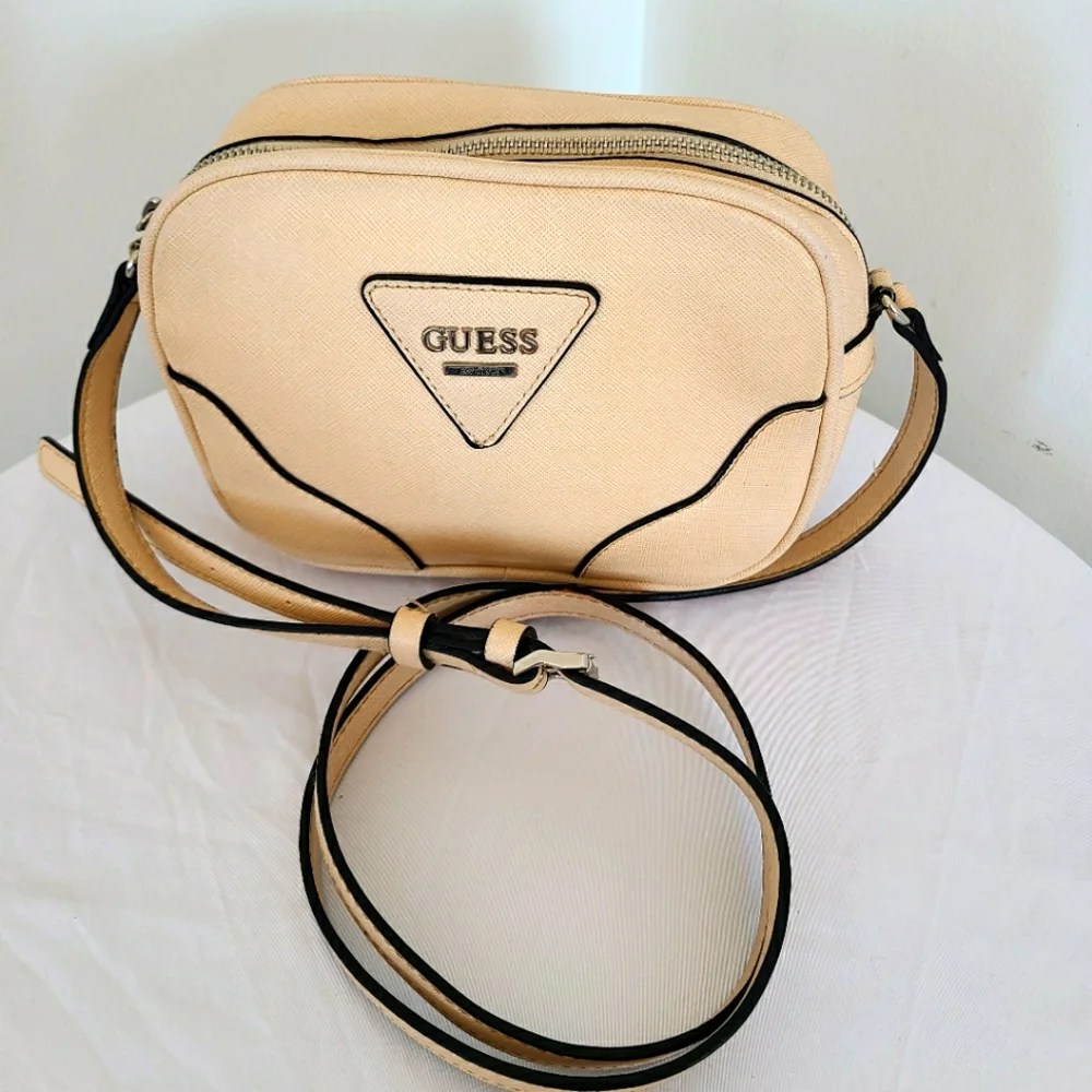 GUESS - Hand bag - Picture 2 of 7